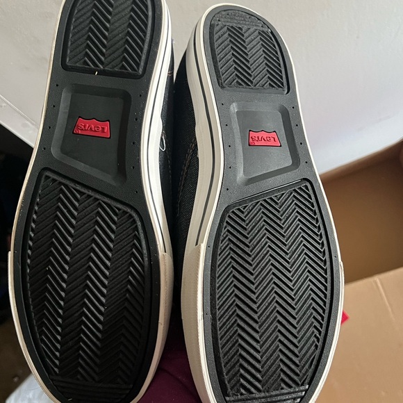 BRAND NEW Levi’s men’s 11M slip on - Picture 6 of 7